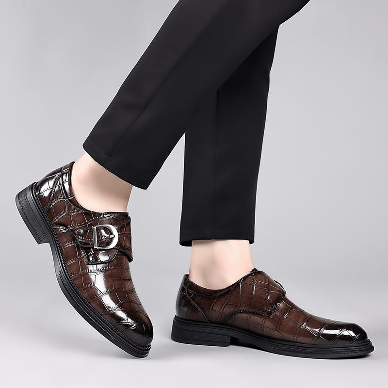 Fashion Fashion Trends Men Crocodile Pattern Leather Shoes Men Italy Style Business Dating Loafers Shoe Thick Soled Pointed Buckle Shoes