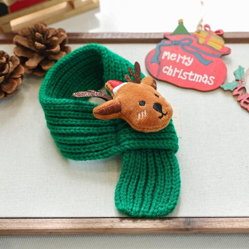 Pet circle, dog cat cat autumn and winter soft and comfortable warm New Year's Christmas scarf