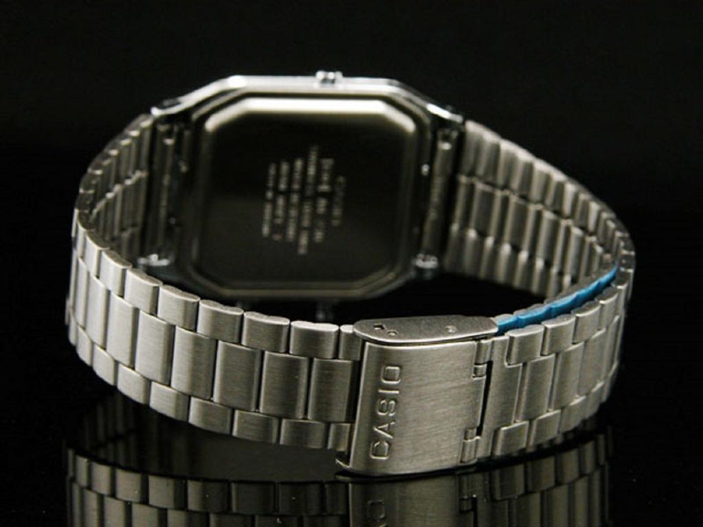 CASIO MODEL CLASSIC Watch NO. aq230a-7b (aq-230a-7b) [Used]