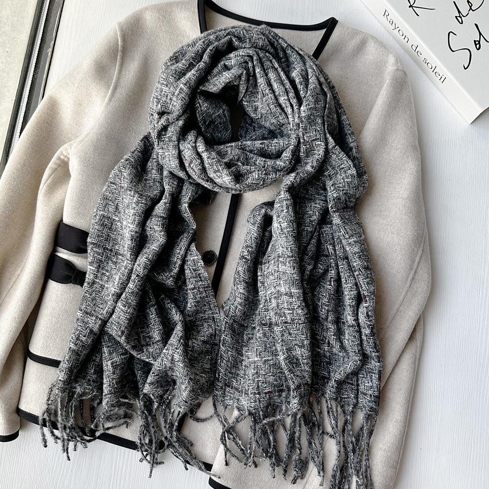 Soft waxy and thick plaid imitation cashmere scarf for women, warm fringed shawl in winter, couple scarf tide