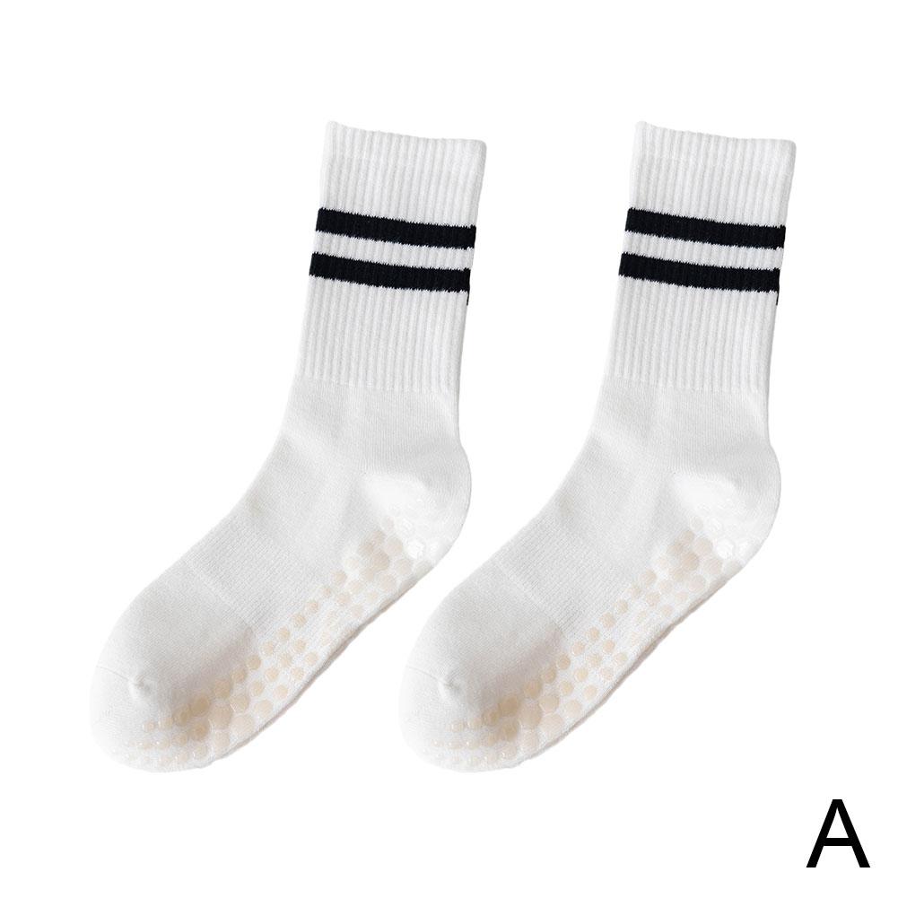 Chaussettes de sport en coton 8 couleurs, bas tube moyen, chaussettes de fitness d'intérieur professionnelles antidérapantes en silicone, chaussettes de gymnastique, de danse, de Pilates et de yoga