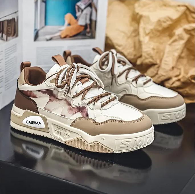 Men's shoes autumn 2024 new Korean version of men's sports and leisure trend versatile leather surface non-slip thick sole heightening board shoes