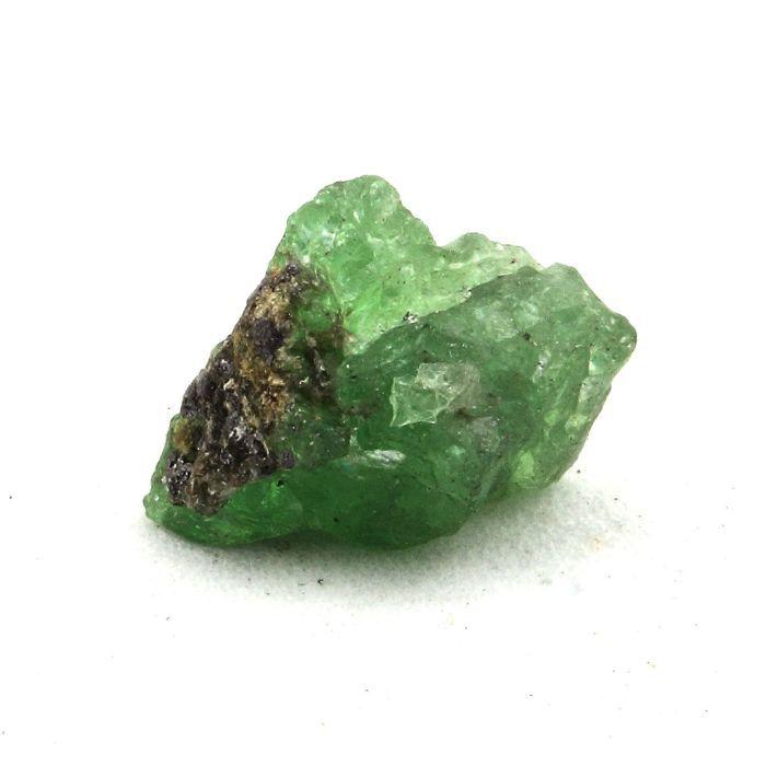 Pierres et Minéraux. Grenat Tsavorite. 3.03 ct. Manyara Region, Tanzanie.