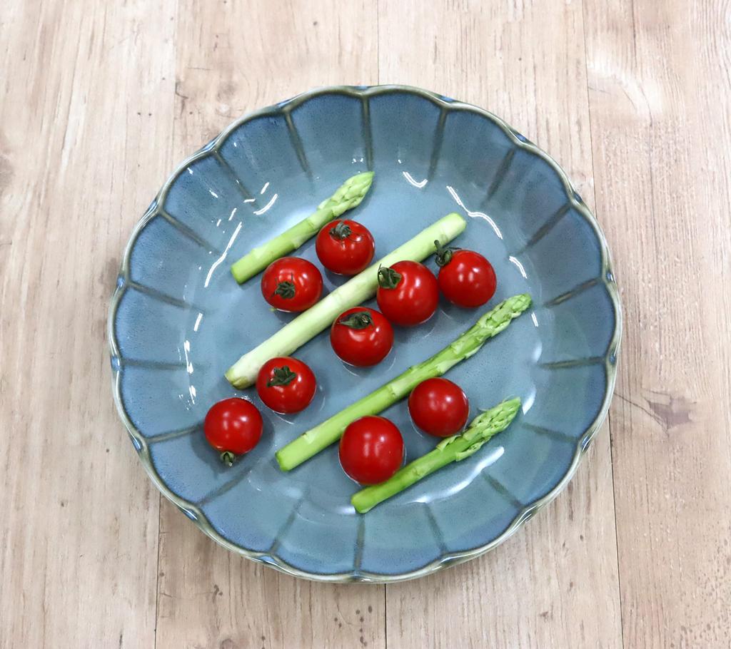 Castle Enterprises Food-Enhancing Tableware Series [22cm Deep Plates] (Titanium Gray) Set of 6