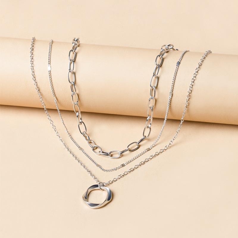 

Geometric Alloy Chunky Chain Necklace With Round Pendant For Women Summer срібний