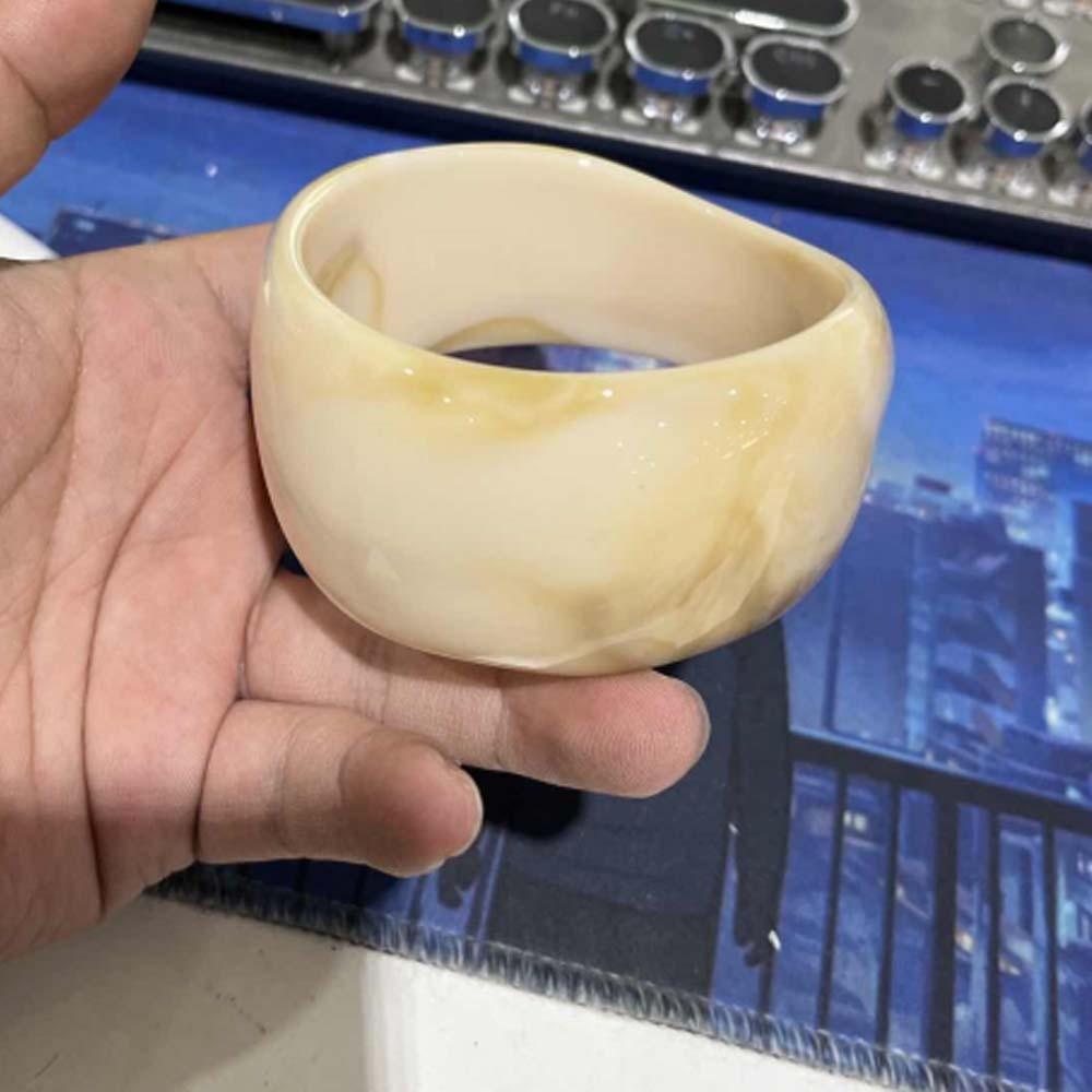 Дизайн для меньшинств Блестящий акриловый браслет Винтажный геометрический нерегулярный браслет На каждый день бежевый