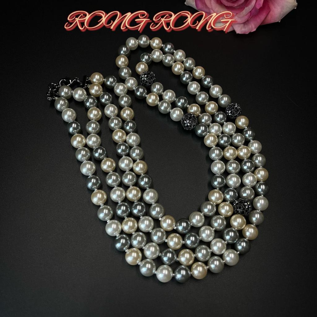 Vintage Shi Family Style Fragrant Two Tone Mixed Color Pearl Necklace Light Luxury Sweater Chain