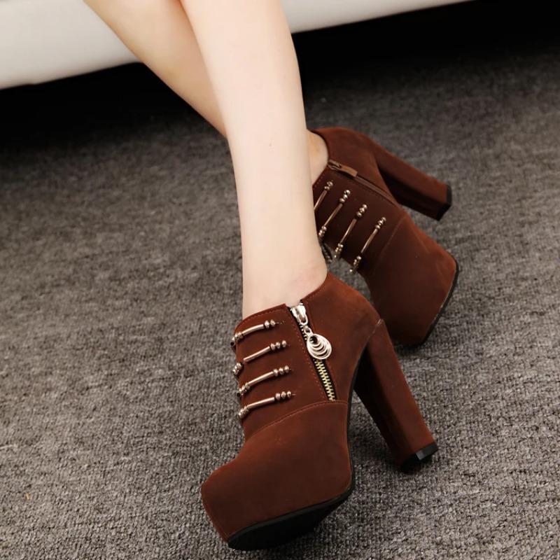 European American High Heels 2024 New Winter Casual Metal Design Women's High Heel Ankle Boots Zapatos De Mujer Platform Boots