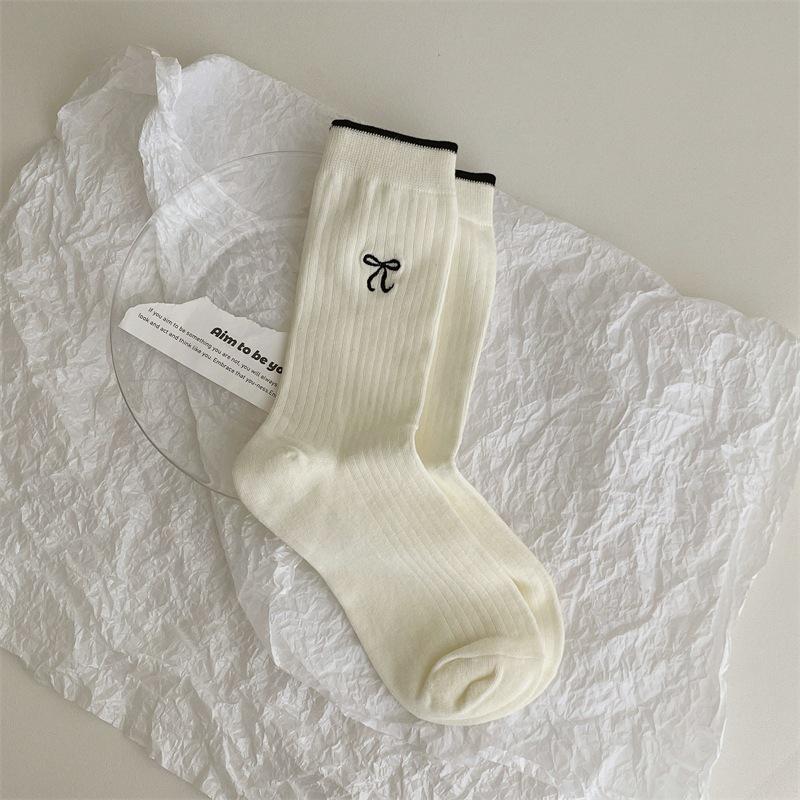 

Women s Cute Embroidered Bow Color Block Mid-Calf Ballet Socks - Stylish and Versatile One Size белый