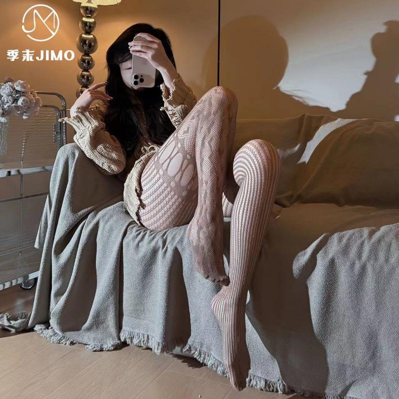 Sex Underwear End-of-season Retro Modern Love Splicing Empty Net Socks AB Asymmetrical Jacquard Net Socks Women