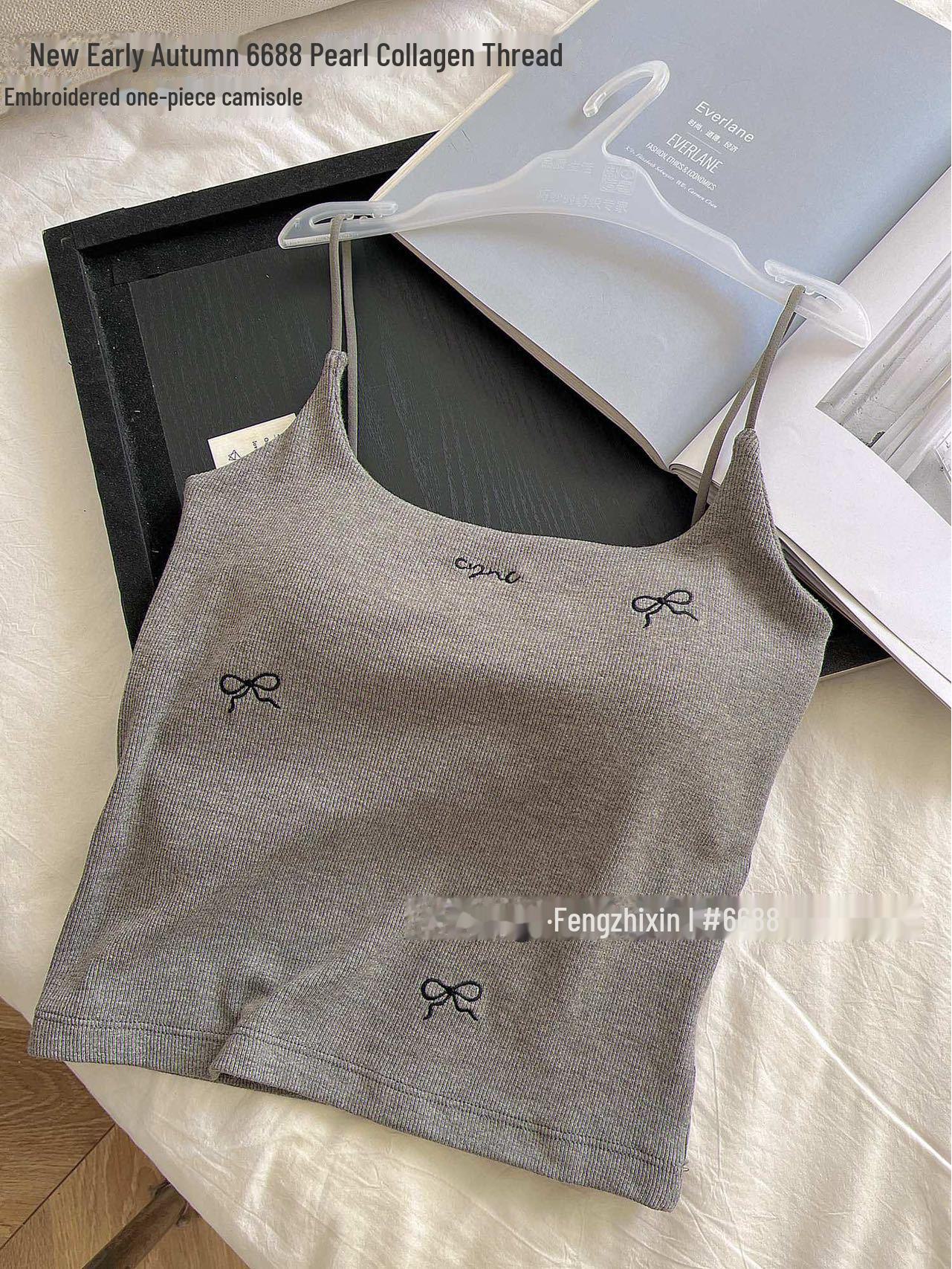 

Женский облегающий теплый жилет Sanded с нагрудными накладками, вышитыми лямками, тонкими лямками, универсальным дизайном и элегантной спинкой One size серый