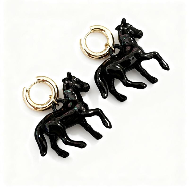 Exaggeration Stereoscopic Small Horse Pendant Earrings for Women Creativity Cute Animal Earrings Charm Jewelry Holiday Gift