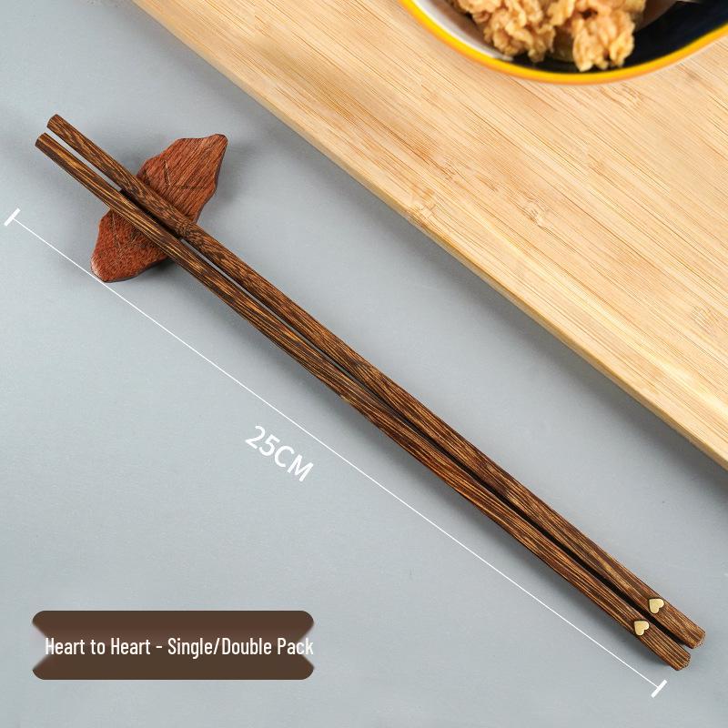 2025 High-End Anti-Slip, Anti-Mold Solid Wood Chopstick Set for Couples with Chicken Wing Design