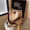 Women's 2025 Retro Large Capacity Bucket Bag - Wide Strap Crossbody, Single Shoulder, Tote Handbag