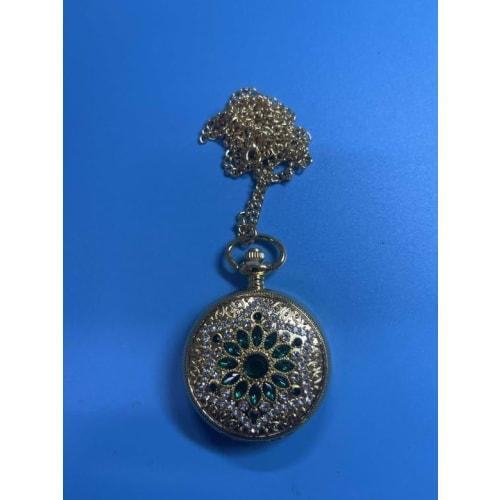 Retro Antique Gold Pocket Watch Necklace: Analog Display, Waterproof, Rhinestone, Petal Design, Pendant Watch, Pocket Watch with Sweater Chain, Golden