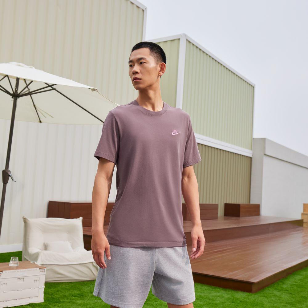 Nike Sportswear Club T Shirt Men s M