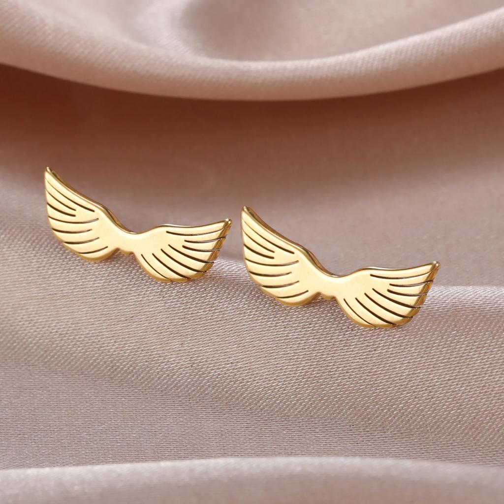 Teamer Lovely Angel Wing Stud Earrings For Women Girls Cute Stainless Steel Fashion Valentine Birthday Jewelry Gift 2026 New