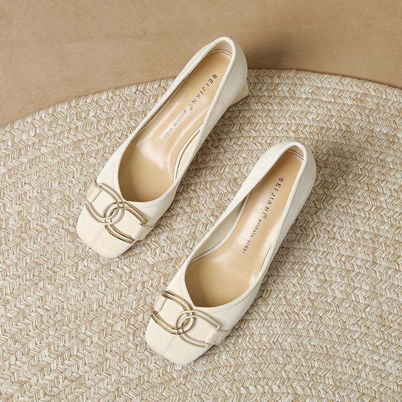 

Туфли-лодочки из овчины с квадратным носком, толстым каблуком и мелким вырезом, в стиле маленького ароматного ветра, вечернего ветра, на высоком каблуке, ретро Мэри Джейн 39