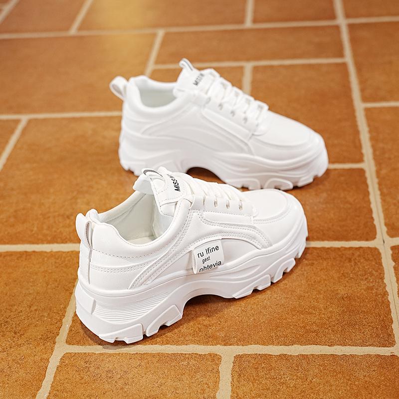 

Мода 2024 года, лето, модные и универсальные, новые, на толстой подошве, высокие, женские туфли, однотонные, повседневные, спортивные, женские кроссовки 40 белый