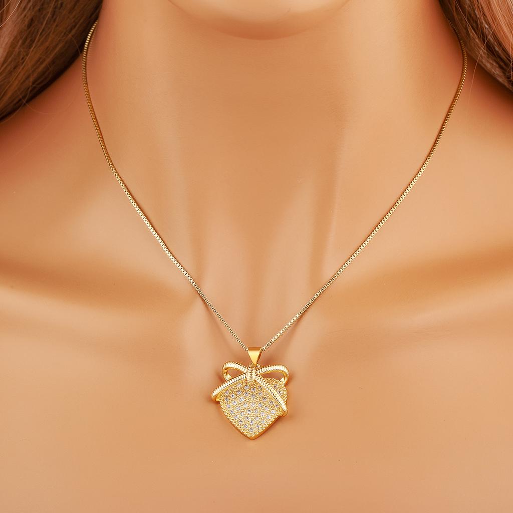 Nidin Hot Sale Heart Shape Inlaid Shiny Crystal Zircon Pendant Necklace 3 Styles For Women Female Wedding Party Jewelry Gifts