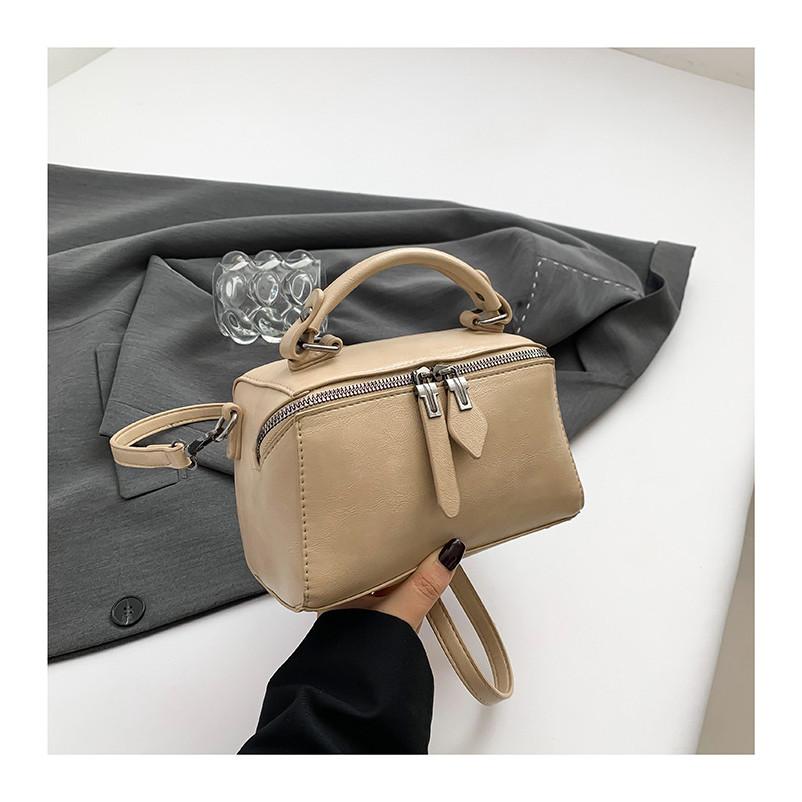 IELGY Fashion One-Shoulder Messenger Bag Portable