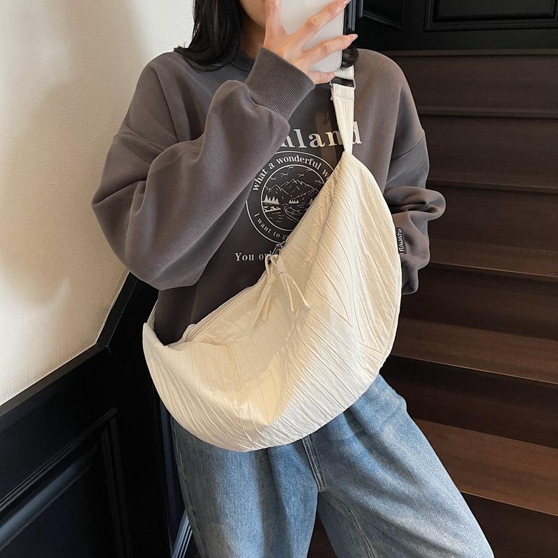 2025 New Summer Bag Ladies Lazy Style Casual Versatile Dumpling Bag Large Capacity Red Shoulder Messenger Bag