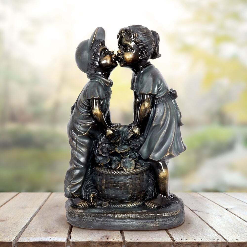 Resin Figurine Sculpture: Boys and Girls Playing In Water Garden Ornament