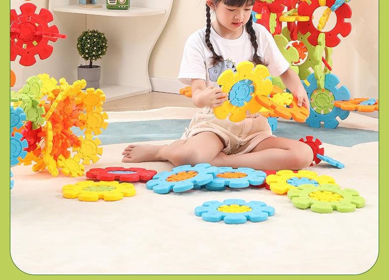 Super Large 26CM Snowflake Plates - Kindergarten Outdoor Construction Game Blocks for Parent-Child Play