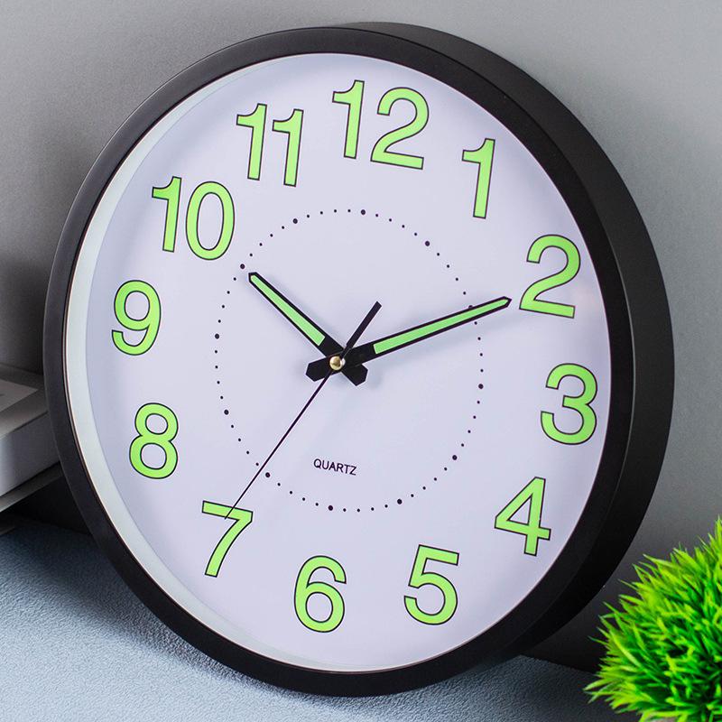 1 Adet Parlayan Duvar Saati Sessiz Saat Plastik Kişilik Yaratıcı Saat Sıcak Satış Kuvars Saat Saat