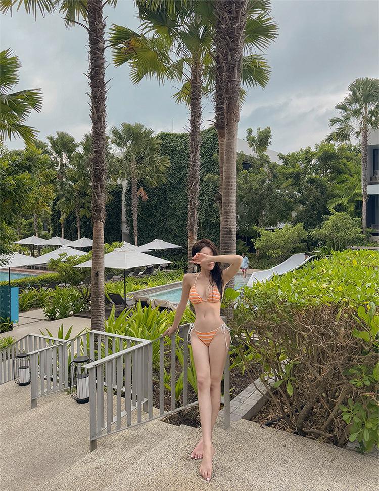 2025 Striped Push-Up Bikini for All Sizes - Color Block Swimsuit for Women, Perfect for Resort and Beach Trips