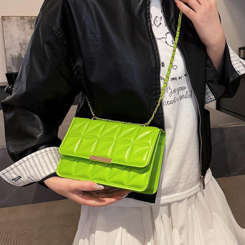 Temperament Simple Solid Color Shoulder Messenger Bag Chain Bag Spring and Summer New Small Square Bag Niche High Sense