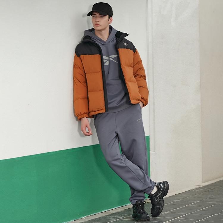 Reebok Giacca in Piumino con Zip e Collo Alto Manica Lunga Color Block Unisex Capospalla Caramello 23FRC287UGBH
