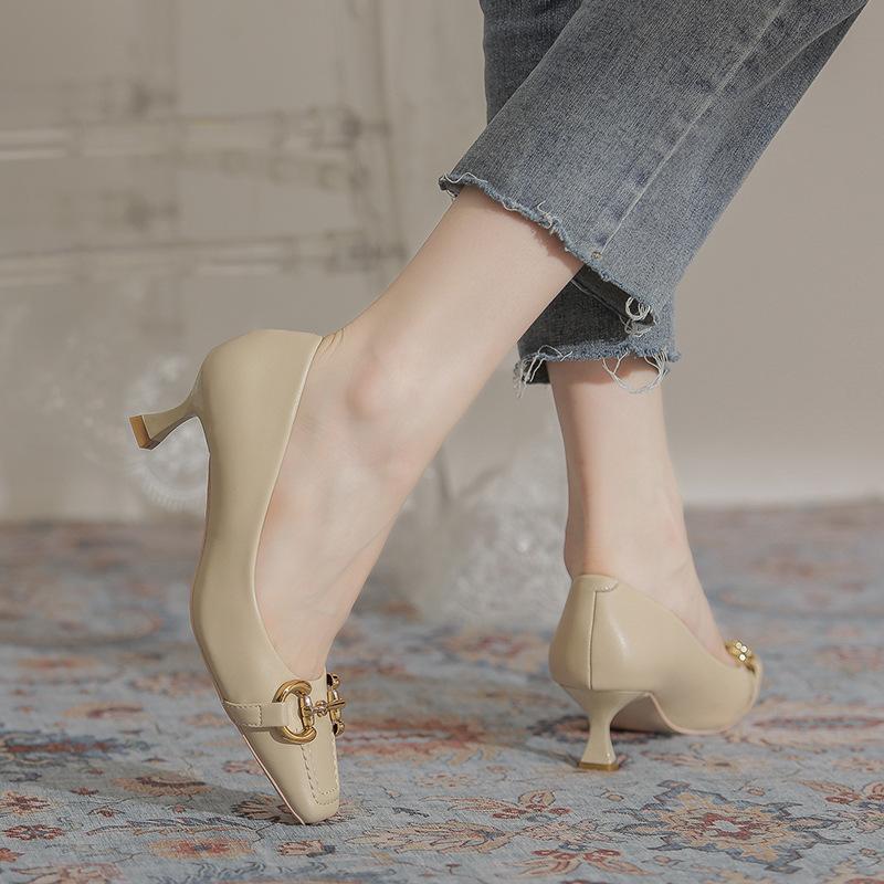 French Retro Internet Celebrity Horse Buckle Single Shoes Fashion Square Head Mary Jane Women's Shoes 2025 New Commuter High Heels