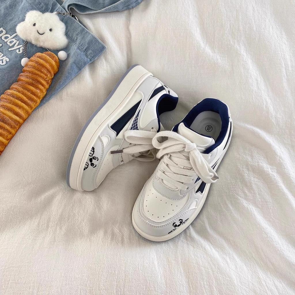 Fashion Cartoon Campus Style Women's Shoes 2026 Spring and Summer New Casual Platform Niche Board Shoes Versatile