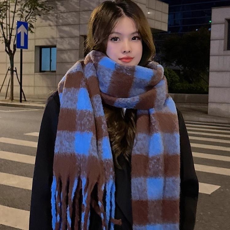 New scarf women's autumn and winter color matching Qiandongge warm scarf Korean version fashionable versatile fringed shawl