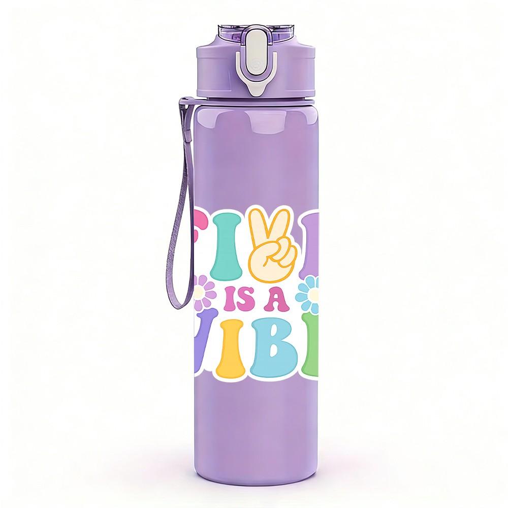 1PC Fix Your Vibe Text Slogan Print 750ml Color Plastic Sports Water Bottle Leakproof Flip Straw Lid Suitable for Sports Office Home Use