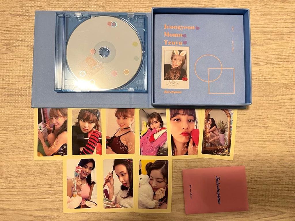 [USED] TWICE Album CD Photo Card Fan Trading Card