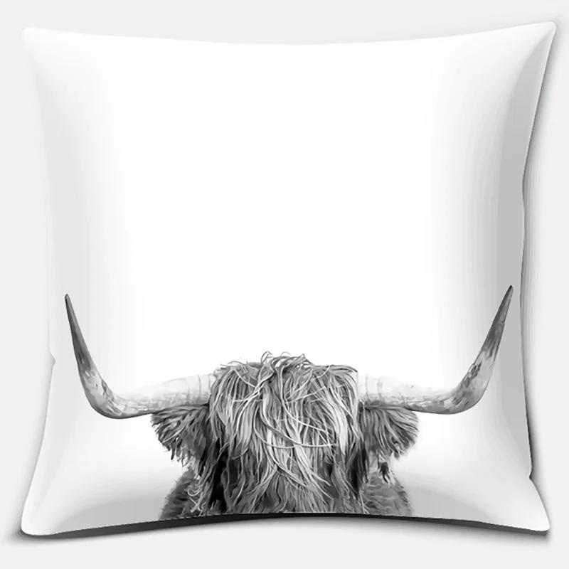 (18 Inches * 18 Inches) Scottish Highland Cow Pattern Super Soft Pillow Case Sofa Cushion Cushion Decorative Pillow
