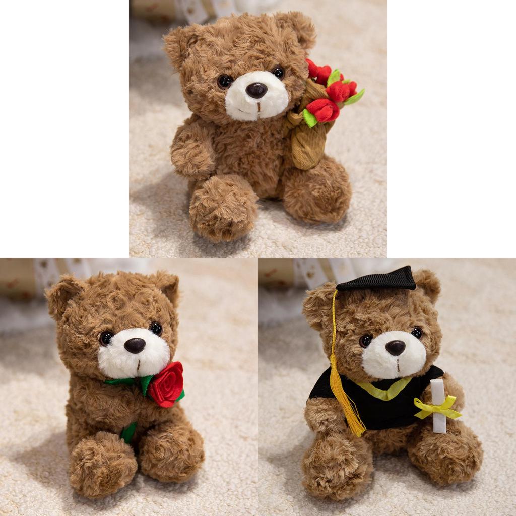 Paar Bären Stofftier mit Rosenblüten für romantisches Geschenk und Kinder
