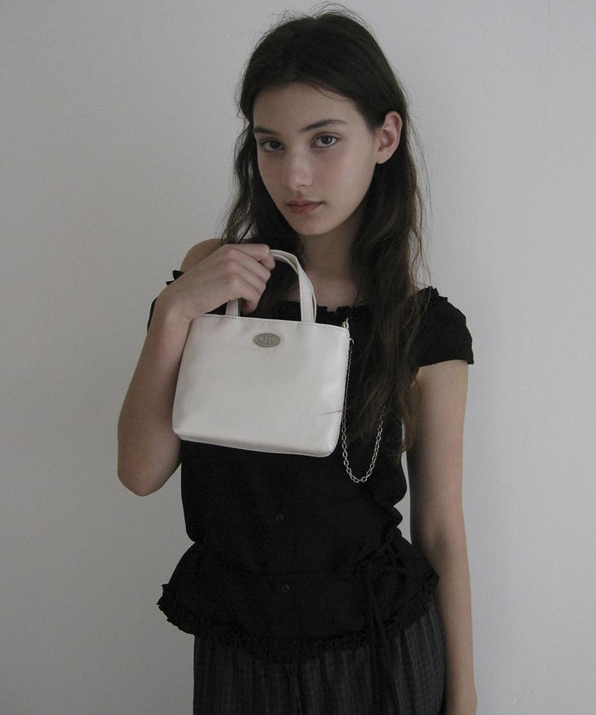 Dumaro Dion Small Two-Way Crossbody Bag / Ivory