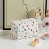 Ins Travel Cosmetic Organizer Flower Makeup Bag Women Cosmetic Bag Floral Makeup Pouch Portable Quilted Cotton Fabric Toilet Bag
