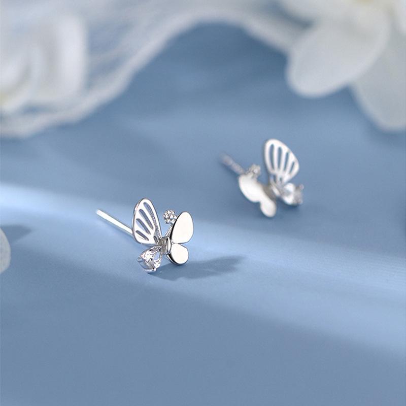 S925 Silver Plated Stud Earrings New Small Animal Earrings Female Summer Fashion Light Luxury Sweet Hollow Flash Diamond Butterfly Stud Earrings