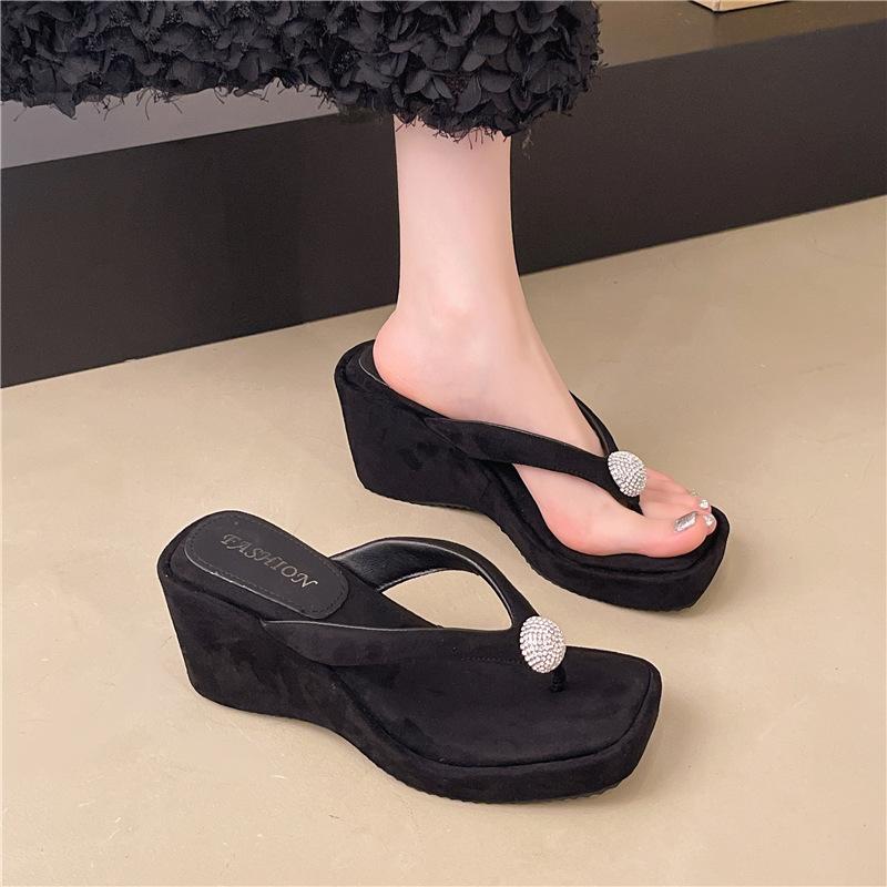 Retro versatile heightened thick-soled flip-flops shoes women's beautiful slope heel beach casual vacation cool slippers