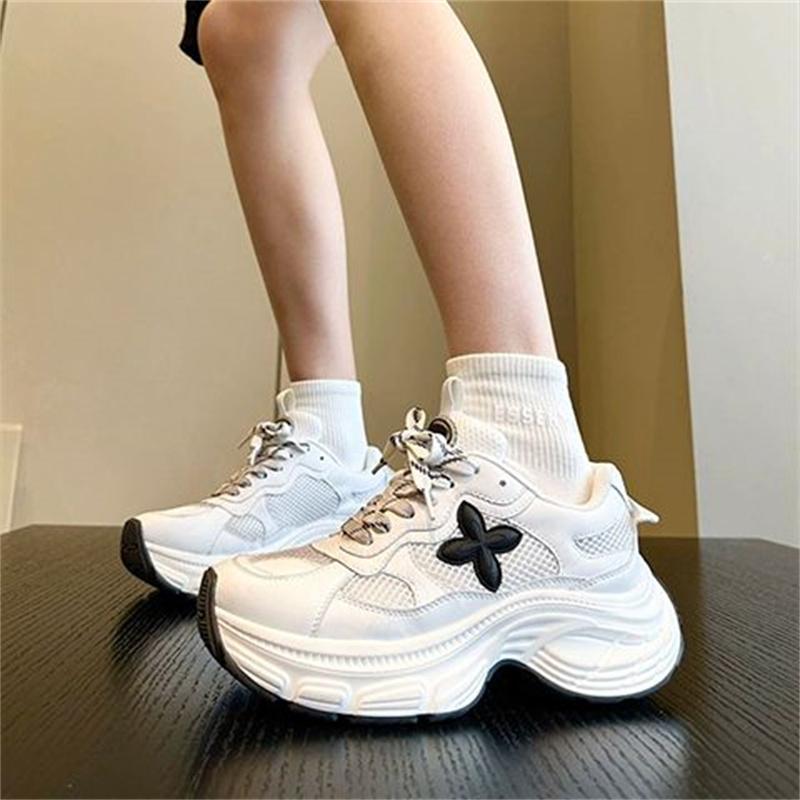 Spring/Autumn Round Toe Thick Sole Fashionable Comfortable Lace-Up Casual Sports Shoes Trendy Breathable Student Walking Shoes