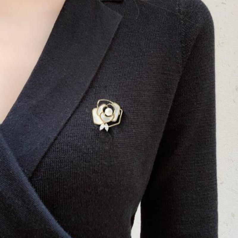 1Pc Rose Brooch Exquisite Personalized Pin Fashionable Elegant Jewelry Accessories Party Banquet Wedding Souvenir Gift