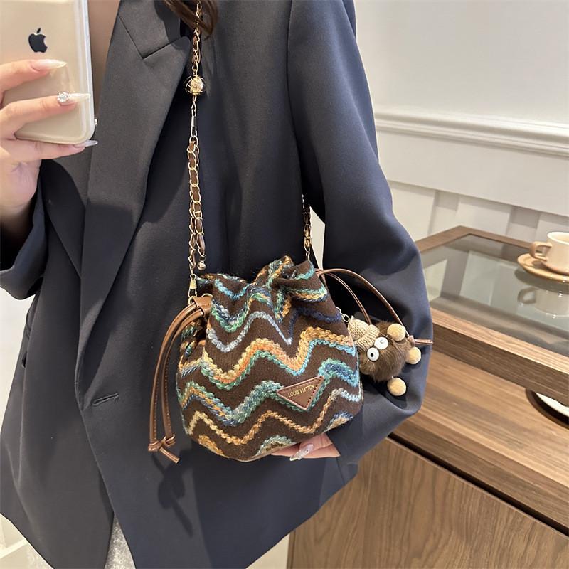 Trendy Street Style Pu Leather Bucket Bag For Women Fashionable Casual Crossbody