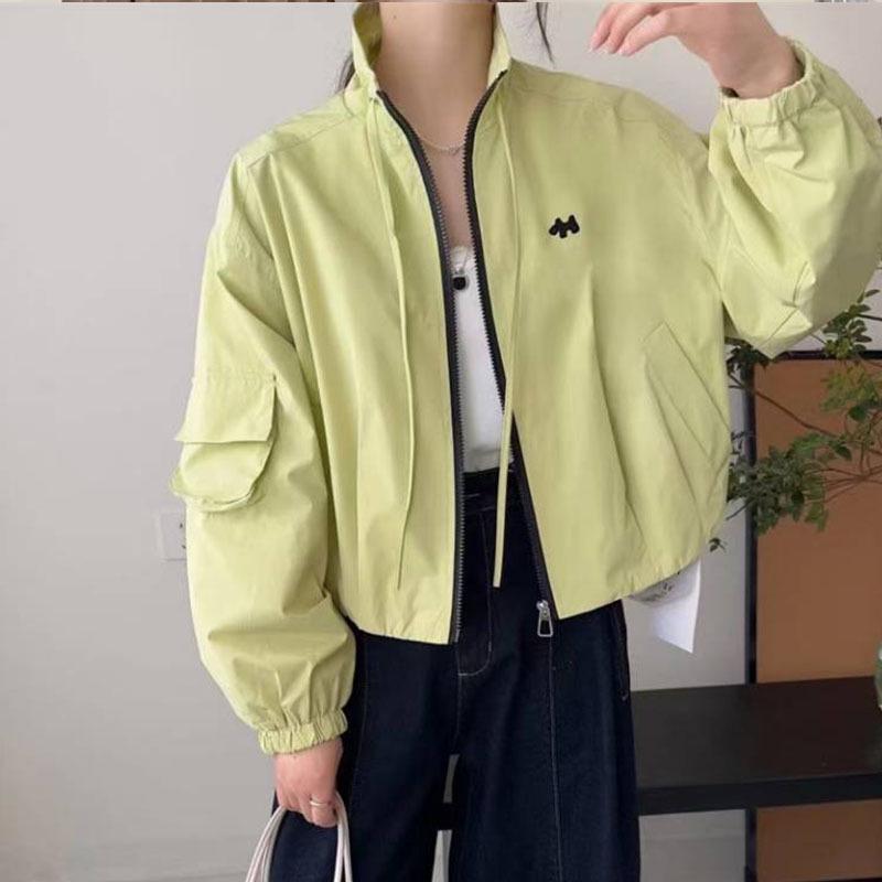 Women's 2025 Spring Korean-Style Loose Baseball Jacket with Stand-Up Collar for a Trendy, Youthful Look