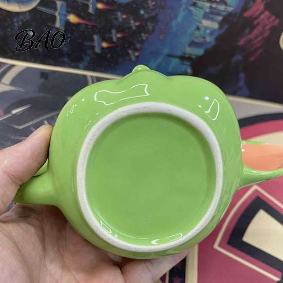 Decorative Beverage Container 3D Cartoon Ceramic Water Cup, Cute Relief Coffee Mug, Mug Unique Desktop Decoration for Hot And Cold Drinks Large