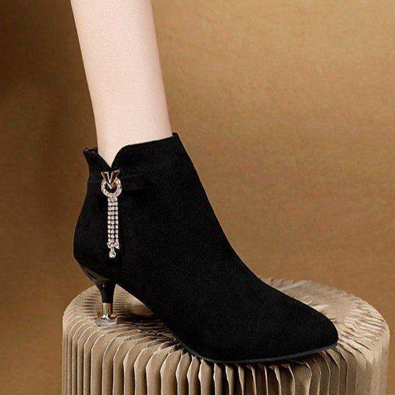 Ghete de gleznă Martin cu vârf ascuțit, cu catifea plusată, toc mic, versatile pentru exterior pentru toamnă și iarnă.