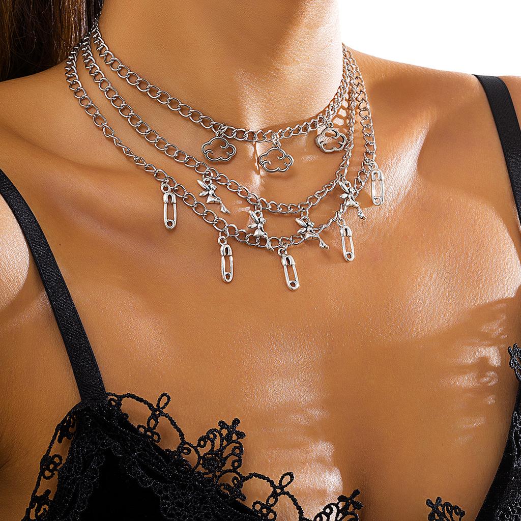 Accessories, Multi-layer Heart-shaped Butterfly Punk Necklace for Women, Simple Star-shaped Stacked Metal Necklace.